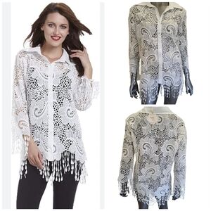 NWT 158B. Simply Couture White Crocheted Lace Blouse/Shacket - Size XL
